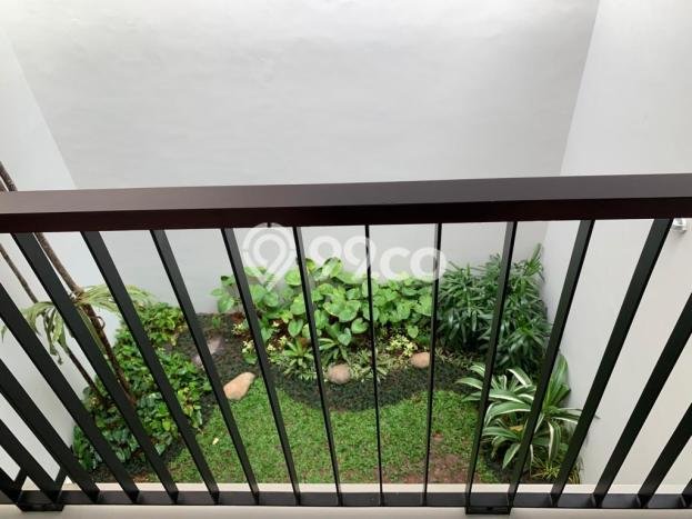 Jual Rumah Mewah Elegan Dengan View Eksklusif di Pluit, Jakarta Utara Jual Rumah Mewah Elegan Dengan View Eksklusif di Pluit, Jakarta Utara