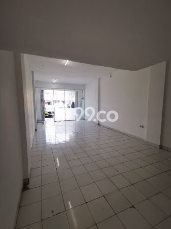 FOR RENT! Ruko di Modernland Cocok untuk Bisnis 104m2 FOR RENT! Ruko di Modernland Cocok untuk Bisnis 104m2