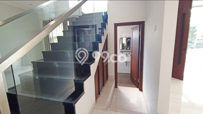 Dijual Rumah Elit Exclusive di Batununggal, Bandung Dijual Rumah Elit Exclusive di Batununggal, Bandung