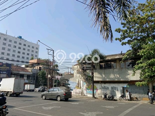 Komersial Paling Dicari LB 200m2 Dijual di Kebonjati Komersial Paling Dicari LB 200m2 Dijual di Kebonjati