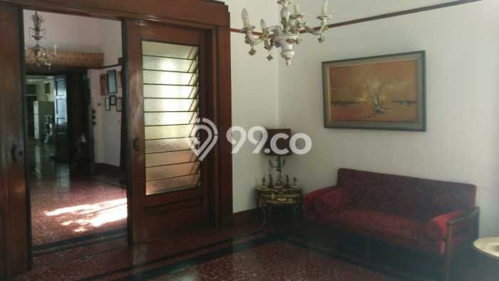 Rumah Luxury Modern Tanpa Renovasi di Bandung Kota Bandung Rumah Luxury Modern Tanpa Renovasi di Bandung Kota Bandung