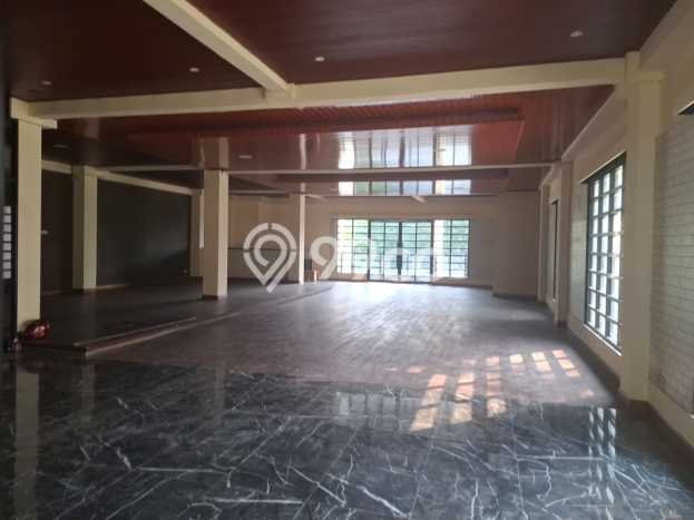 Komersial Kawasan Kebayoran Baru, Luas 840m², Kawasan Strategis, Siap Usaha Komersial Kawasan Kebayoran Baru, Luas 840m², Kawasan Strategis, Siap Usaha