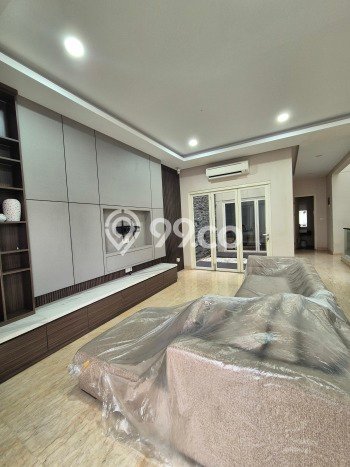 Rumah Mewah LB 197m2 Siap Pakai Desain Elegan di Gading Serpong, Tangerang Rumah Mewah LB 197m2 Siap Pakai Desain Elegan di Gading Serpong, Tangerang
