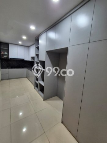 Rumah Mewah LB 197m2 Siap Pakai Desain Elegan di Gading Serpong, Tangerang Rumah Mewah LB 197m2 Siap Pakai Desain Elegan di Gading Serpong, Tangerang