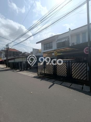 Hunian Elit LB 639m2 Siap Huni Desain Elegan di Gandaria, Jakarta Selatan Hunian Elit LB 639m2 Siap Huni Desain Elegan di Gandaria, Jakarta Selatan
