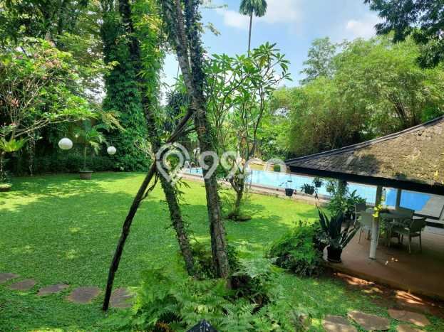 Rumah Luxury Modern Tanpa Renovasi di Kemang Jakarta Selatan Rumah Luxury Modern Tanpa Renovasi di Kemang Jakarta Selatan