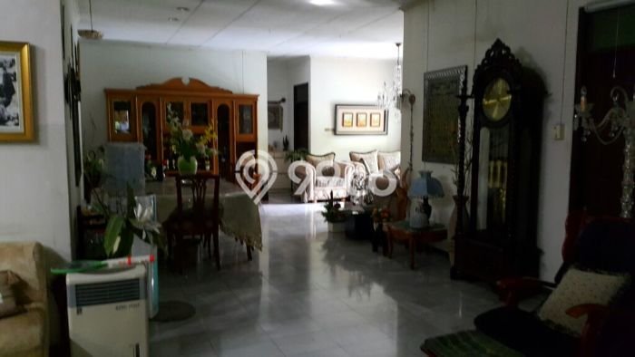 Dijual Rumah Luas Elegan Dengan View Cantik di Kemang, Jakarta Selatan Dijual Rumah Luas Elegan Dengan View Cantik di Kemang, Jakarta Selatan