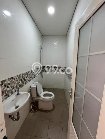 Dijual Rumah Luas Megah Dengan View Cantik di Green Ville, Jakarta Barat Dijual Rumah Luas Megah Dengan View Cantik di Green Ville, Jakarta Barat