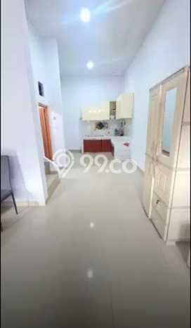 Dijual Rumah 3 Kamar Lokasi Ideal Nyaman dan Strategis di Cipondoh Dijual Rumah 3 Kamar Lokasi Ideal Nyaman dan Strategis di Cipondoh