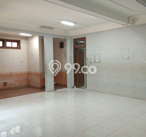 Ready to Use! Luxury House LT 495m2 Desain Elegan di Pondok Kelapa Ready to Use! Luxury House LT 495m2 Desain Elegan di Pondok Kelapa