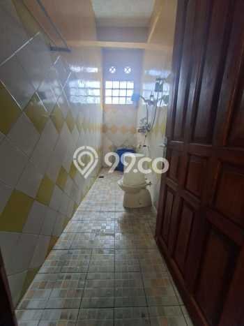 For Sale Rumah 4 Kamar Lokasi Ideal Bagus dan Strategis di Garut Kota For Sale Rumah 4 Kamar Lokasi Ideal Bagus dan Strategis di Garut Kota