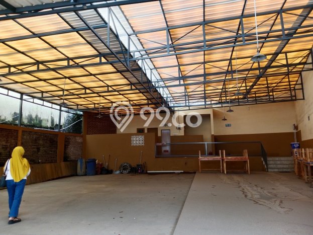 Area Ramai! Komersial Dijual di Garut Kota untuk Bisnis Luas Bangunan 220m2 Area Ramai! Komersial Dijual di Garut Kota untuk Bisnis Luas Bangunan 220m2