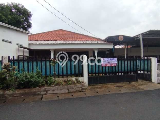 Rumah Mewah Dijual LT 308m2 di Pasar Rebo, Jakarta Timur Rumah Mewah Dijual LT 308m2 di Pasar Rebo, Jakarta Timur