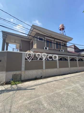 Siap Huni Rumah Mewah 5 Kamar di Makasar Dekat ke Mana Pun Siap Huni Rumah Mewah 5 Kamar di Makasar Dekat ke Mana Pun