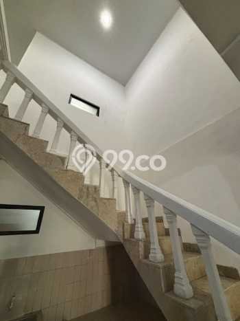 Rumah Eksklusif Siap Huni LT 102m2 di Duren Sawit, Jakarta Timur Rumah Eksklusif Siap Huni LT 102m2 di Duren Sawit, Jakarta Timur