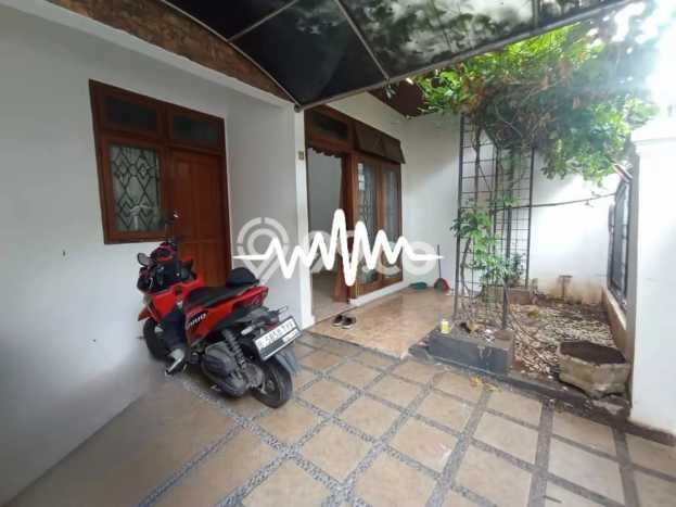 Dijual Rumah 3 Kamar Lokasi Strategis Nyaman dan Strategis di Duren Sawit Dijual Rumah 3 Kamar Lokasi Strategis Nyaman dan Strategis di Duren Sawit