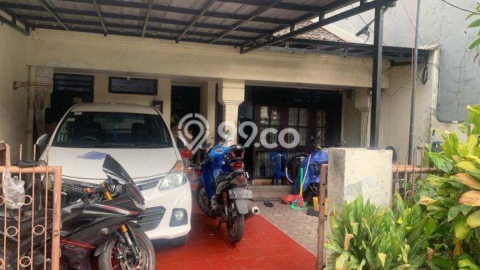 Jual Rumah Eksklusif 3 KT di Pondok Bambu, Jakarta Timur Jual Rumah Eksklusif 3 KT di Pondok Bambu, Jakarta Timur