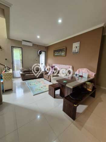 Hunian Cantik Modern Lb 120m2 di BSD, Tangerang Selatan Hunian Cantik Modern Lb 120m2 di BSD, Tangerang Selatan