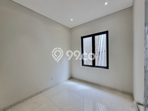 Rumah Elit Modern Tanpa Renovasi di BSD City Tangerang Rumah Elit Modern Tanpa Renovasi di BSD City Tangerang
