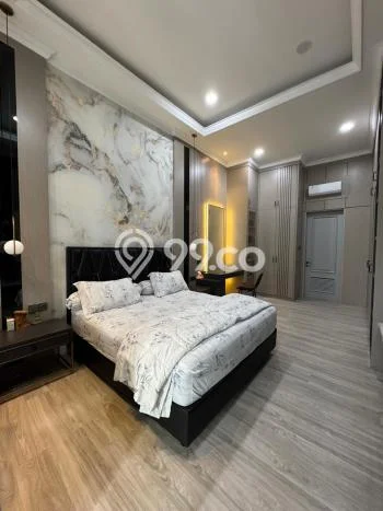 Ready to Use! Luxury House LT 391m2 Desain Modern di Alam Sutera Ready to Use! Luxury House LT 391m2 Desain Modern di Alam Sutera