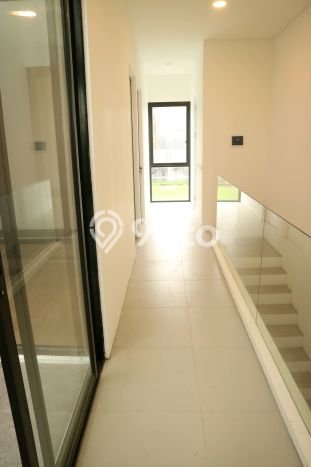 Dijual Cepat Rumah Favorit Siap Huni LB 120m2 di Wiyung, Surabaya Dijual Cepat Rumah Favorit Siap Huni LB 120m2 di Wiyung, Surabaya