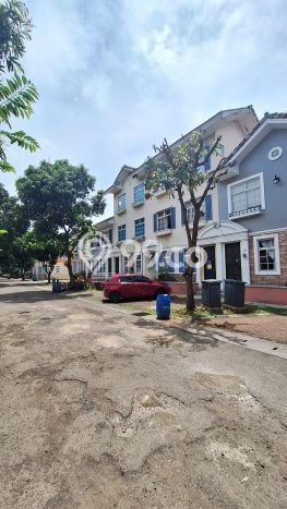 Rumah Minimalis 2 KT di Lippo Karawaci Tangerang Semi Furnished Rumah Minimalis 2 KT di Lippo Karawaci Tangerang Semi Furnished