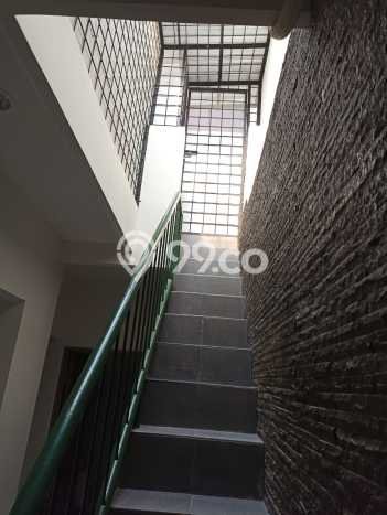 For Sale Rumah 2 Kamar Lokasi Ideal Bagus dan Strategis di Waru For Sale Rumah 2 Kamar Lokasi Ideal Bagus dan Strategis di Waru