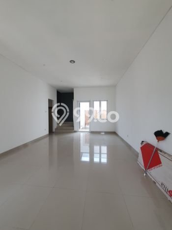 Dijual Hunian Rumah Terawat 3 KT di Cinere, Jakarta Selatan Dijual Hunian Rumah Terawat 3 KT di Cinere, Jakarta Selatan