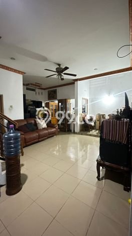 Dijual Hunian Mewah dengan Fasilitas Sekitar Komplit di Ciracas, Jakarta Timur Dijual Hunian Mewah dengan Fasilitas Sekitar Komplit di Ciracas, Jakarta Timur