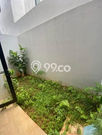 For Sale Rumah 2 Kamar Lokasi Ideal Nyaman dan Strategis di Karawaci For Sale Rumah 2 Kamar Lokasi Ideal Nyaman dan Strategis di Karawaci