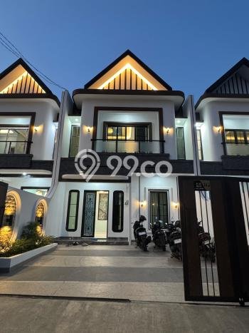 Siap Huni Rumah Mewah 3 Kamar di Jagakarsa Dekat ke Mana Saja Siap Huni Rumah Mewah 3 Kamar di Jagakarsa Dekat ke Mana Saja