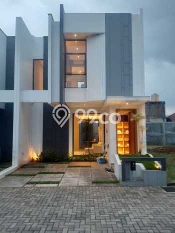 Dijual Rumah 3 Kamar Lokasi Ideal Nyaman dan Strategis di Ciputat Dijual Rumah 3 Kamar Lokasi Ideal Nyaman dan Strategis di Ciputat