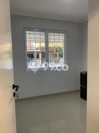 Rumah di Modernland, 2 KM, Lingkungan Premium, LT 112m2m² Bangunan 120m2m² Rumah di Modernland, 2 KM, Lingkungan Premium, LT 112m2m² Bangunan 120m2m²