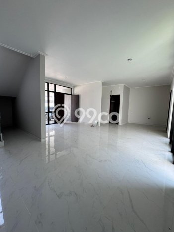Rumah Kontrakan Jakarta Utara LT 200m2 LB 220m2 Kawasan Pantai Indah Kapuk 2 Rumah Kontrakan Jakarta Utara LT 200m2 LB 220m2 Kawasan Pantai Indah Kapuk 2