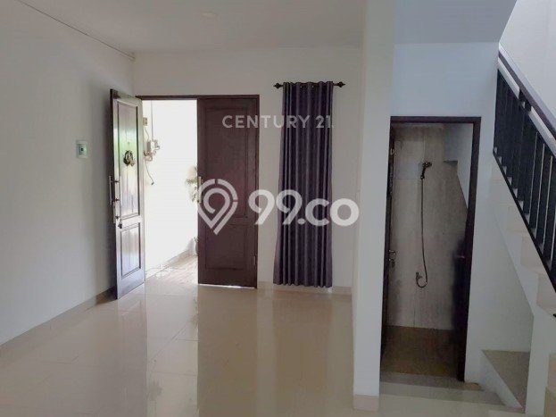 Rumah Strategis Modern Lb 110m2 di Ciputat, Tangerang Selatan Rumah Strategis Modern Lb 110m2 di Ciputat, Tangerang Selatan