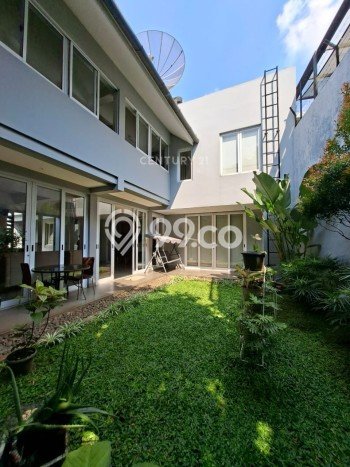 Dijual Rumah Luas Elegan Dengan View Cantik di Bintaro, Tangerang Selatan Dijual Rumah Luas Elegan Dengan View Cantik di Bintaro, Tangerang Selatan