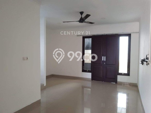 Rumah Strategis Modern Lb 110m2 di Ciputat, Tangerang Selatan Rumah Strategis Modern Lb 110m2 di Ciputat, Tangerang Selatan