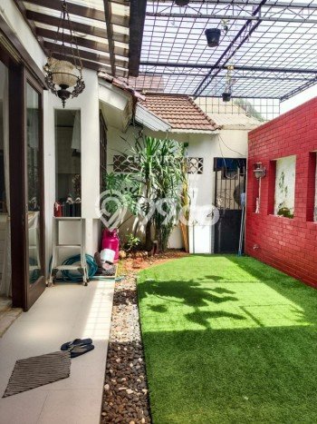 Jual Rumah Mewah Elegan Dengan View Eksklusif di Bintaro, Tangerang Selatan Jual Rumah Mewah Elegan Dengan View Eksklusif di Bintaro, Tangerang Selatan