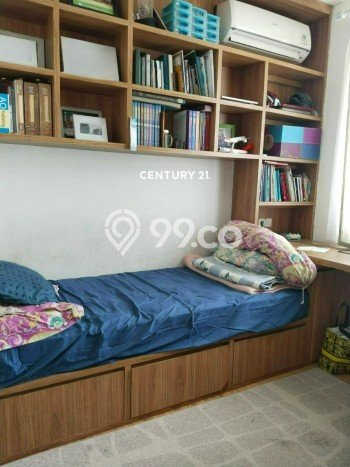 Hunian Mewah LB 200m2 Siap Pakai Desain Elegan di Bintaro, Tangerang Selatan Hunian Mewah LB 200m2 Siap Pakai Desain Elegan di Bintaro, Tangerang Selatan