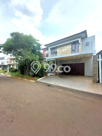 Disewakan! Rumah 4 Kamar Tidur &
3 Kamar Mandi di Bintaro, Tangerang Selatan Disewakan! Rumah 4 Kamar Tidur &
3 Kamar Mandi di Bintaro, Tangerang Selatan