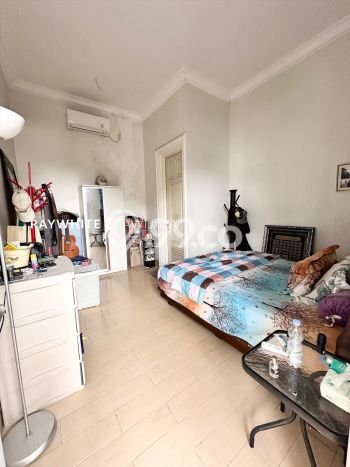 Hunian Elit LB 1500m2 Siap Pakai Desain Elegan di Cireundeu, Tangerang Hunian Elit LB 1500m2 Siap Pakai Desain Elegan di Cireundeu, Tangerang