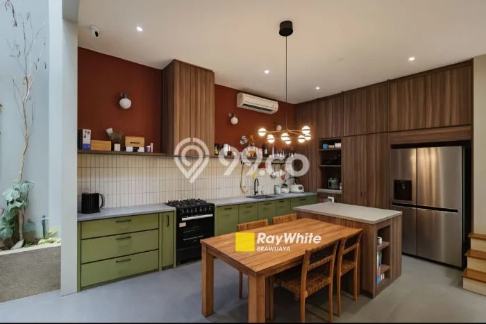 Dijual Rumah Mewah Megah Dengan View Cantik di Lebak Bulus, Jakarta Selatan Dijual Rumah Mewah Megah Dengan View Cantik di Lebak Bulus, Jakarta Selatan