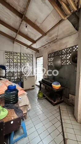 Rumah Eksklusif Siap Huni LT 695m2 di Cinere, Depok Rumah Eksklusif Siap Huni LT 695m2 di Cinere, Depok