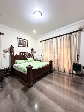 Hunian Elit LB 1500m2 Siap Pakai Desain Elegan di Cireundeu, Tangerang Hunian Elit LB 1500m2 Siap Pakai Desain Elegan di Cireundeu, Tangerang