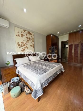 Rumah Elit LB 302m2 Siap Huni Desain Elegan di Ampera, Jakarta Selatan Rumah Elit LB 302m2 Siap Huni Desain Elegan di Ampera, Jakarta Selatan