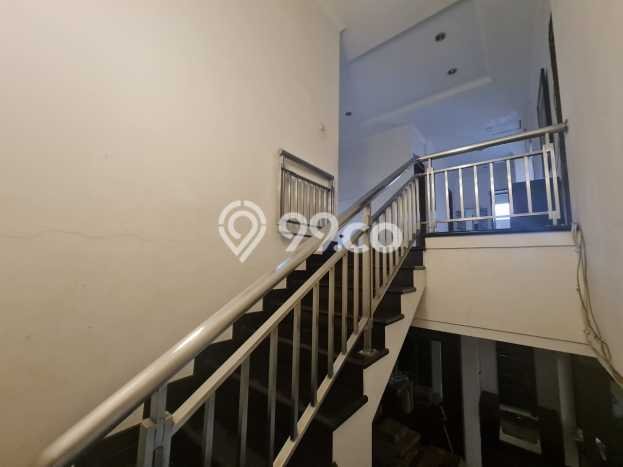 Rumah Elit LB 500m2 Siap Pakai Desain Elegan di Singgasana, Bandung Rumah Elit LB 500m2 Siap Pakai Desain Elegan di Singgasana, Bandung