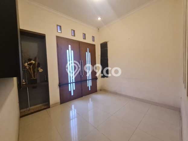 Rumah Elit LB 500m2 Siap Pakai Desain Elegan di Singgasana, Bandung Rumah Elit LB 500m2 Siap Pakai Desain Elegan di Singgasana, Bandung
