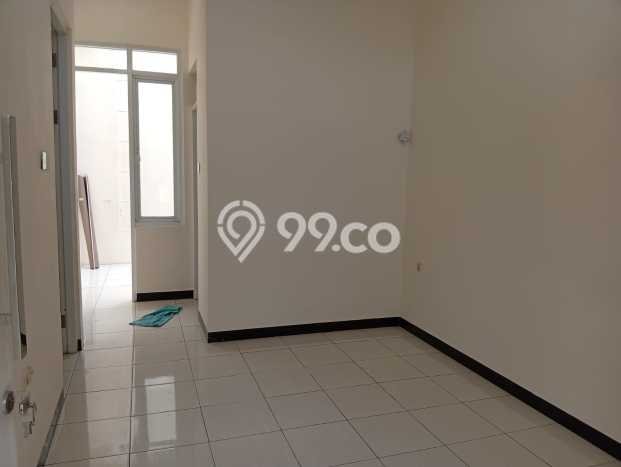 Disewakan! Rumah 2 Kamar Tidur &
1 Kamar Mandi di Taman Kopo Indah, Bandung Disewakan! Rumah 2 Kamar Tidur &
1 Kamar Mandi di Taman Kopo Indah, Bandung
