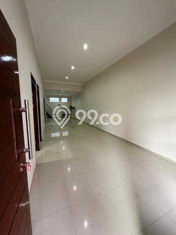 Rumah Modern 3 KT LT 126m2 di Taman Kopo Indah Rumah Modern 3 KT LT 126m2 di Taman Kopo Indah
