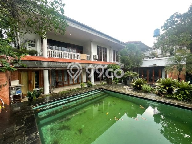 Rumah Luxury Modern Tanpa Renovasi di Pondok Indah Jakarta Selatan Rumah Luxury Modern Tanpa Renovasi di Pondok Indah Jakarta Selatan